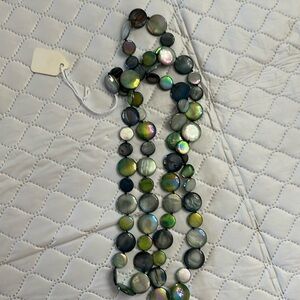 New real Mother of Pearl 1 strand necklace